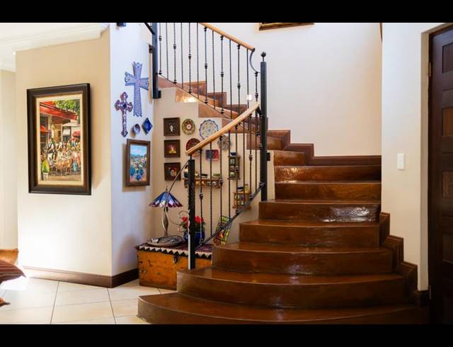 4 BEDROOM HOUSE FOR SALE IN MIDSTREAM ESTATE